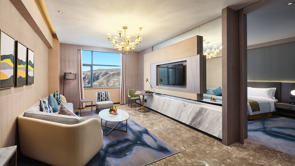 Holiday Inn Xining Hot-Spring 29/58