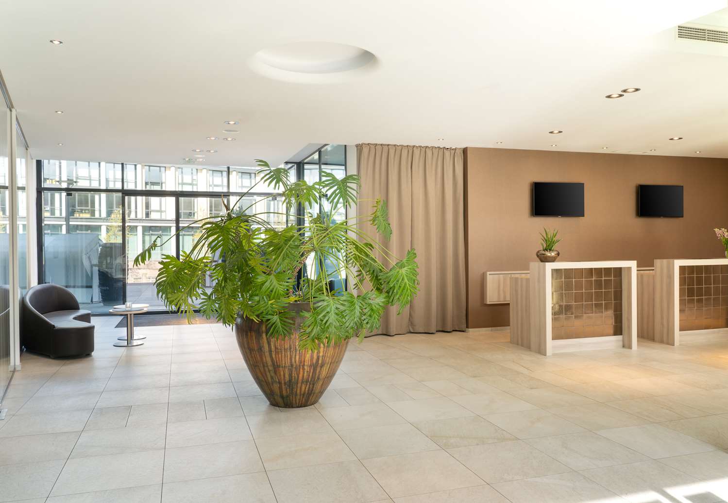 elaya hotel kleve, Trademark Collection by Wyndham 5/25