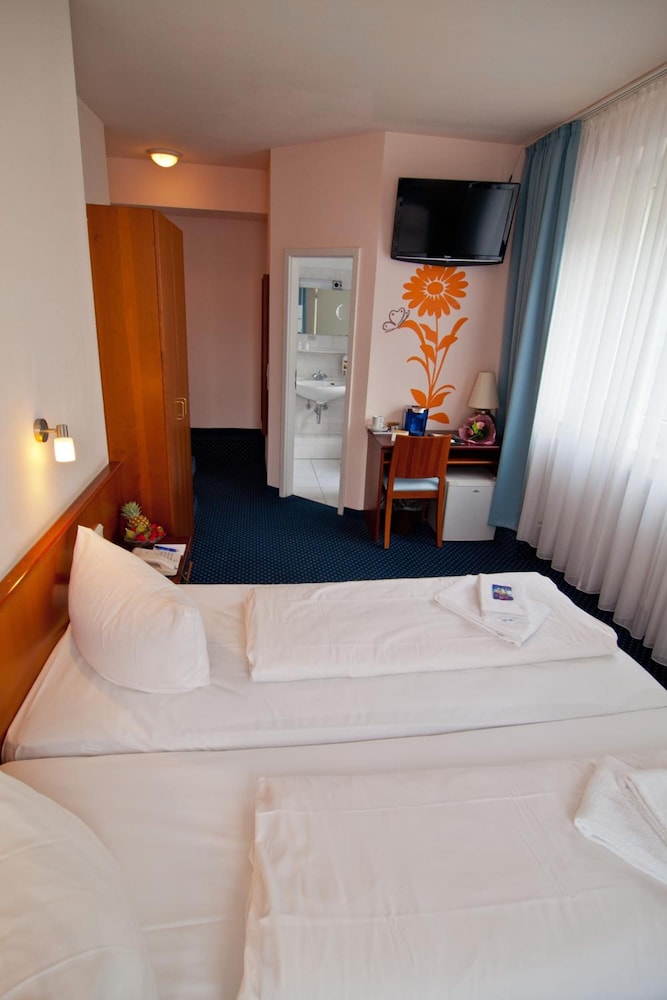 RESIDENZ HOTEL 24/48