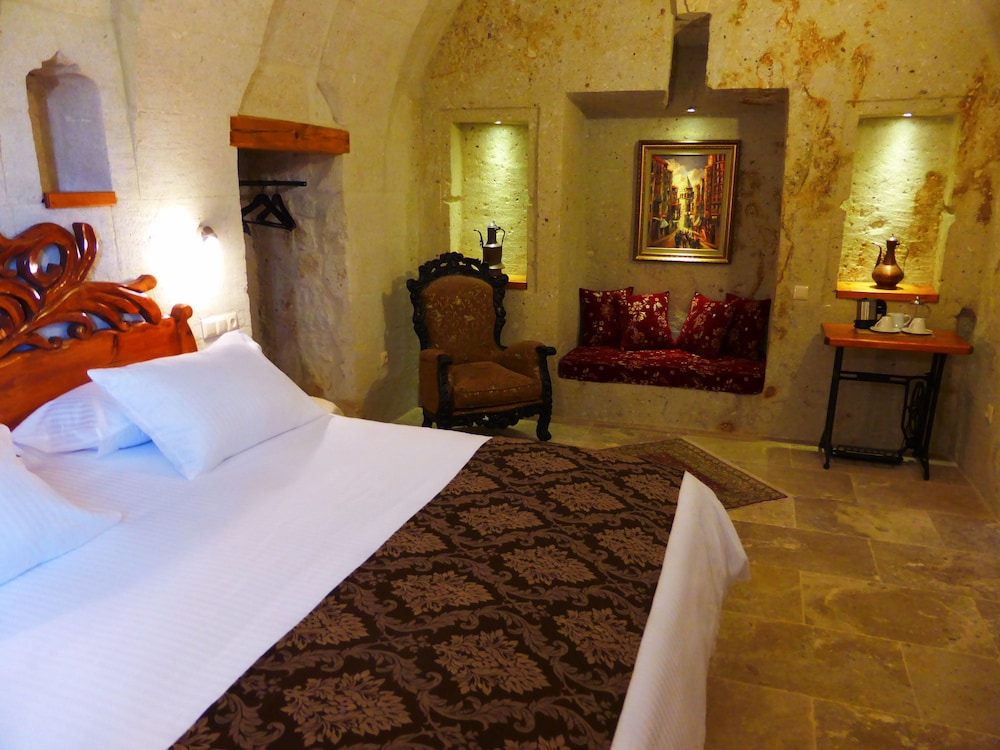 Canyon Cave Hotel 13/69