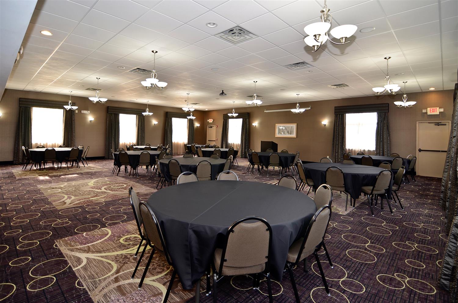 Best Western Plover-Stevens Point Hotel & Conference Ctr 15/20