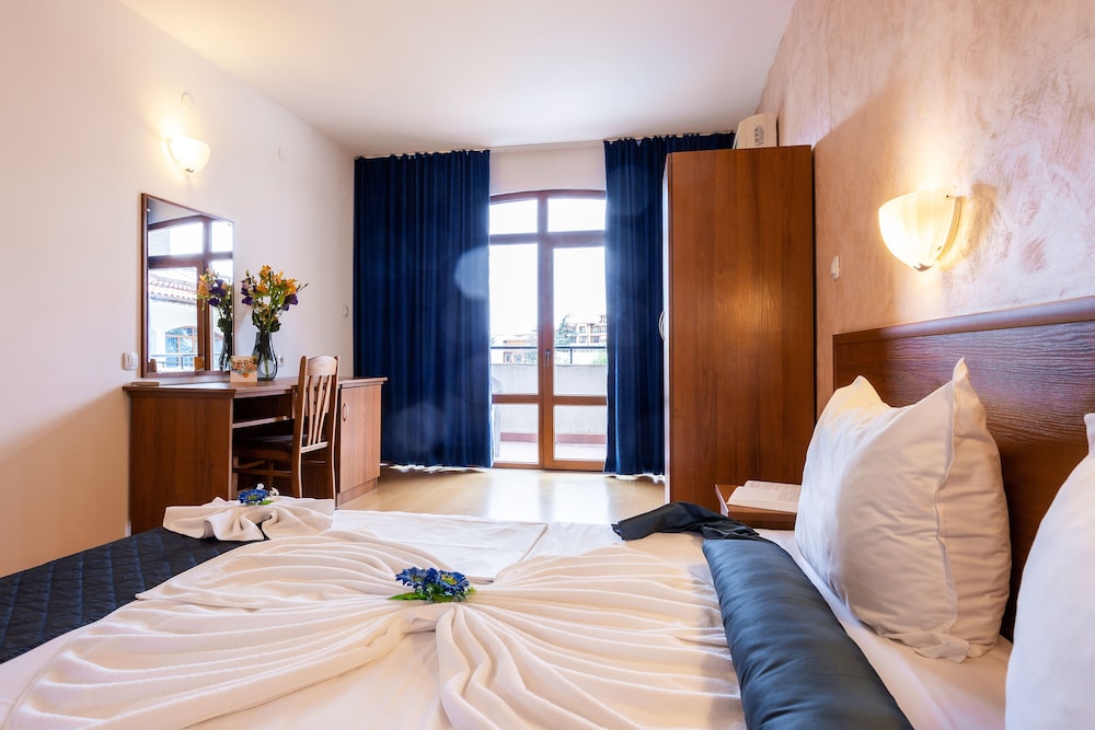 Sunrise Complex Hotel 15/50