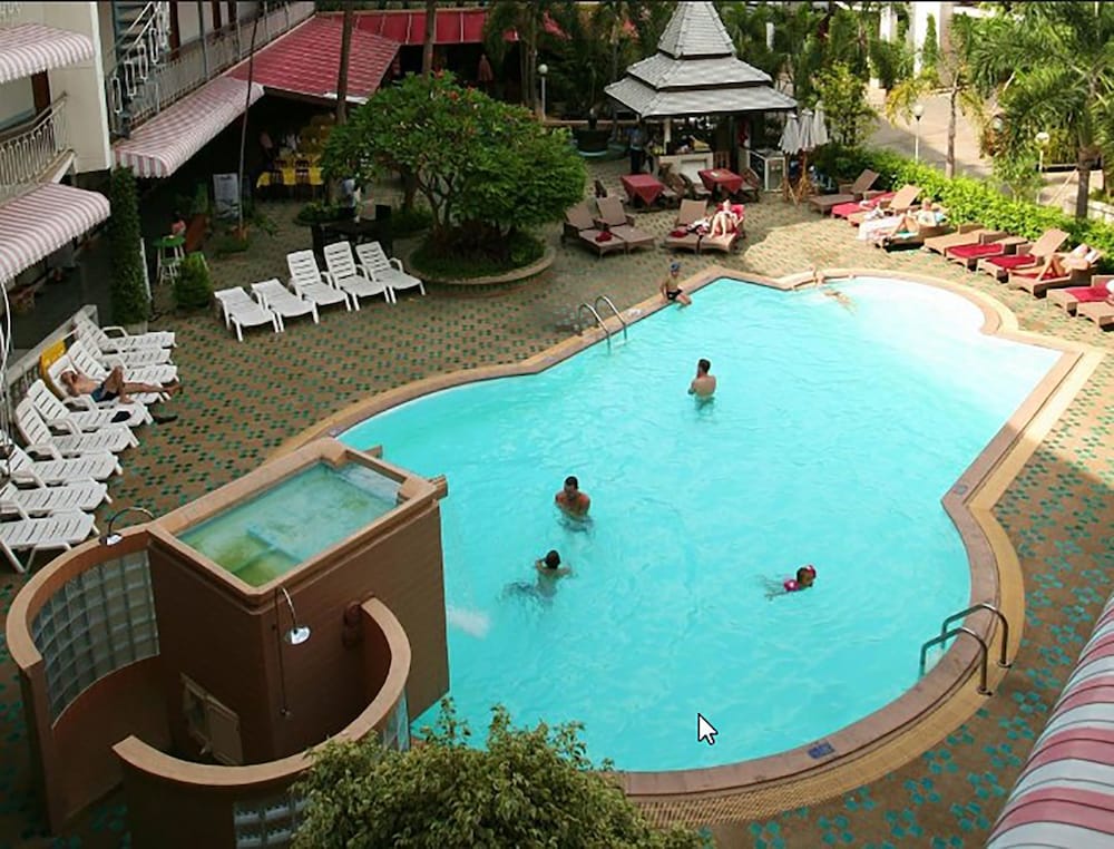 Top North Hotel Resort 43/49