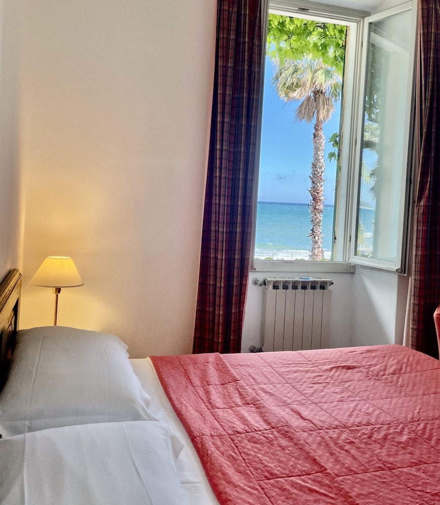 Hotel Beau Rivage 13/50