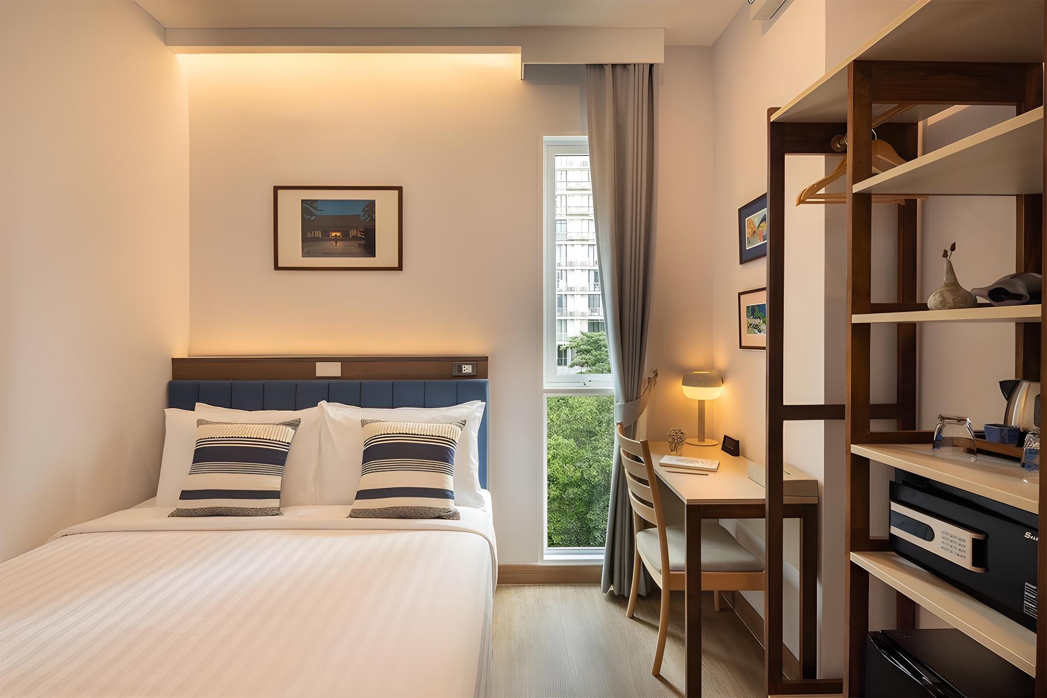 Roomy, Double Bed