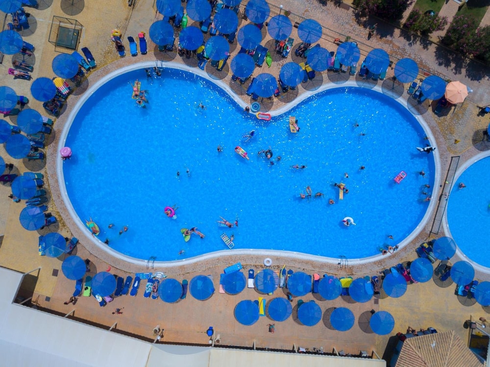 Aqualand Resort 77/87