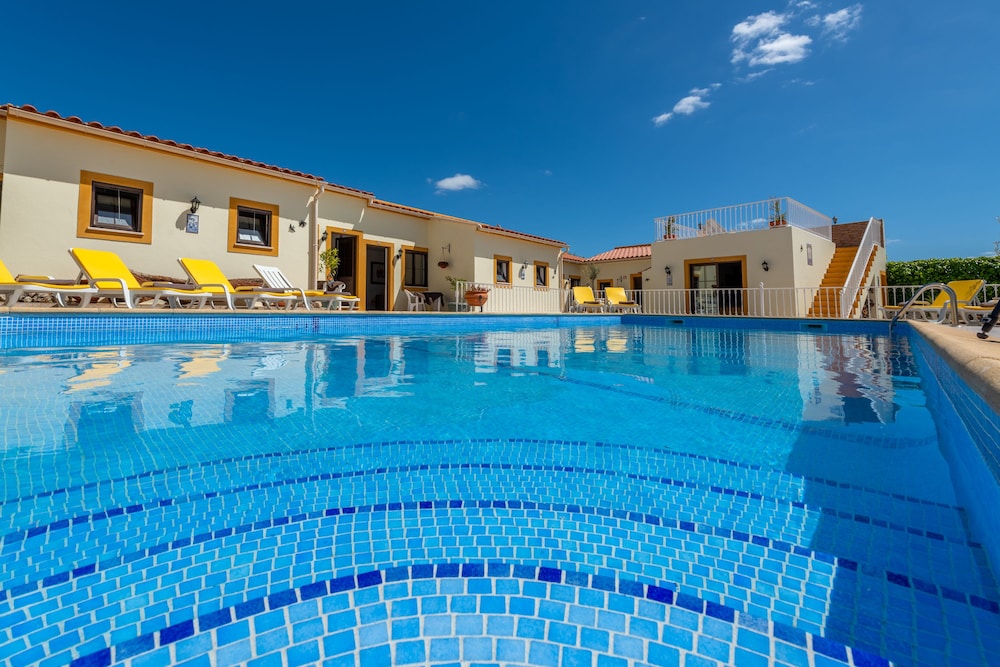 Casa Dos Ninos 3/37