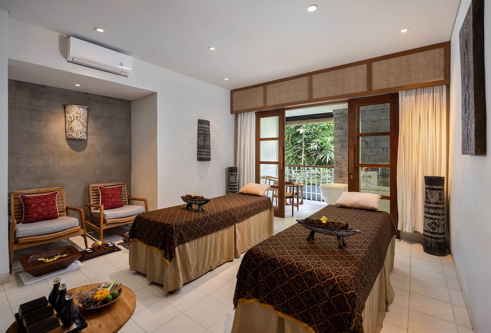 Dinara Ubud 37/51