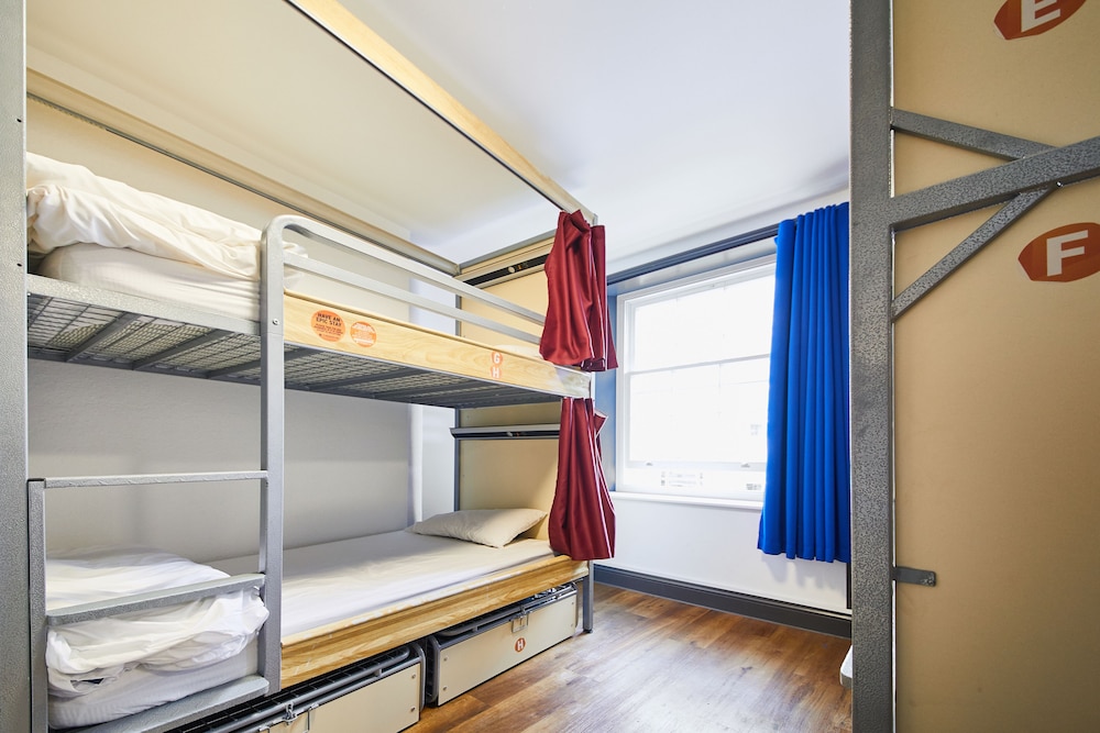 ST CHRISTOPHER'S INN OASIS - LONDON BRIDGE - FEMALE ONLY 8/33
