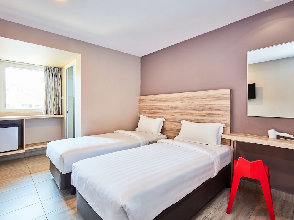 ibis budget Singapore Crystal 30/62