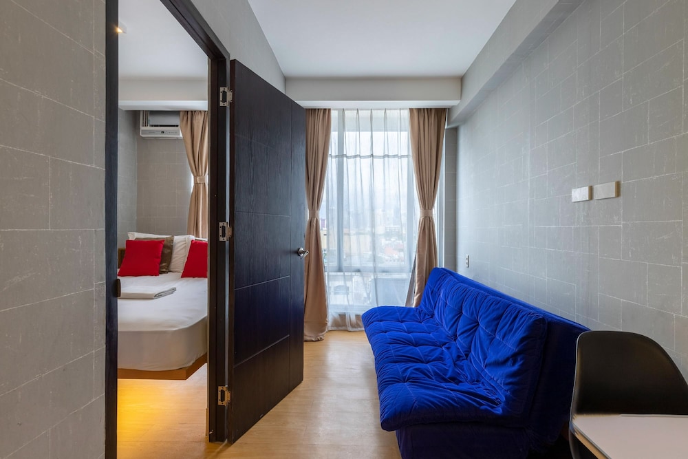 Selah Pods Hotel Manila 31/69