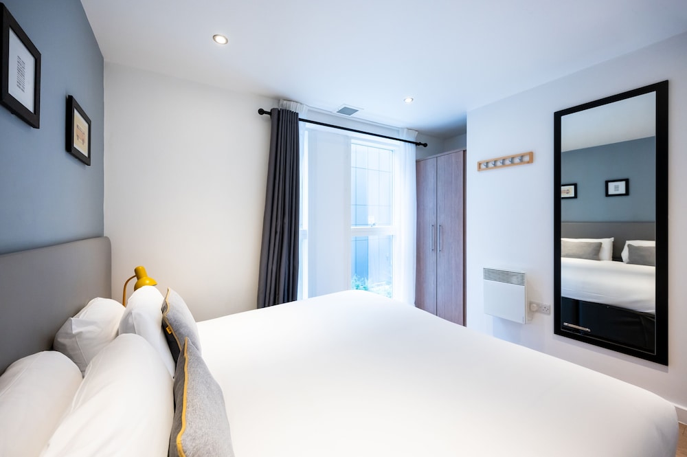 1 BEDROOM, APARTMENT