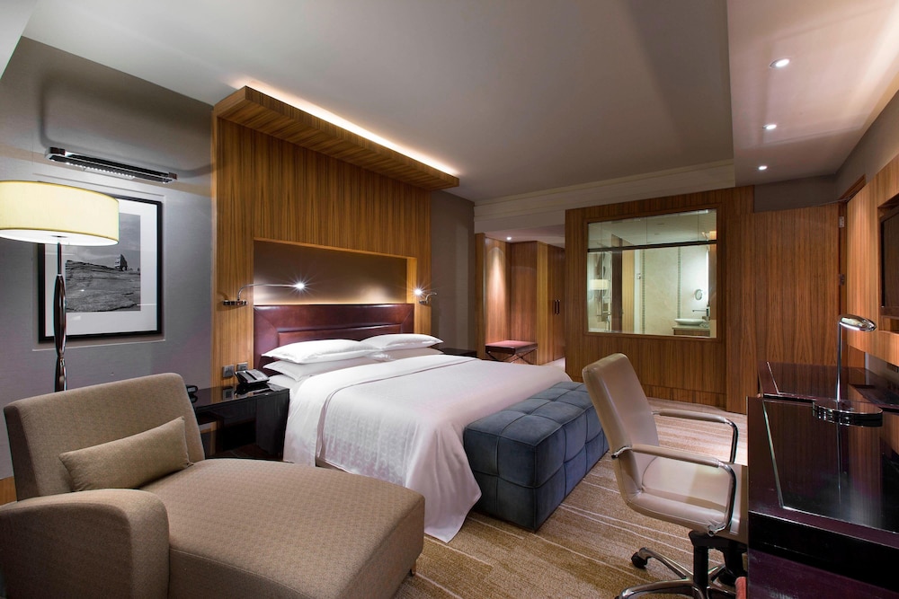 Sheraton Grand Bangalore Hotel At Brigade Gateway 21/67