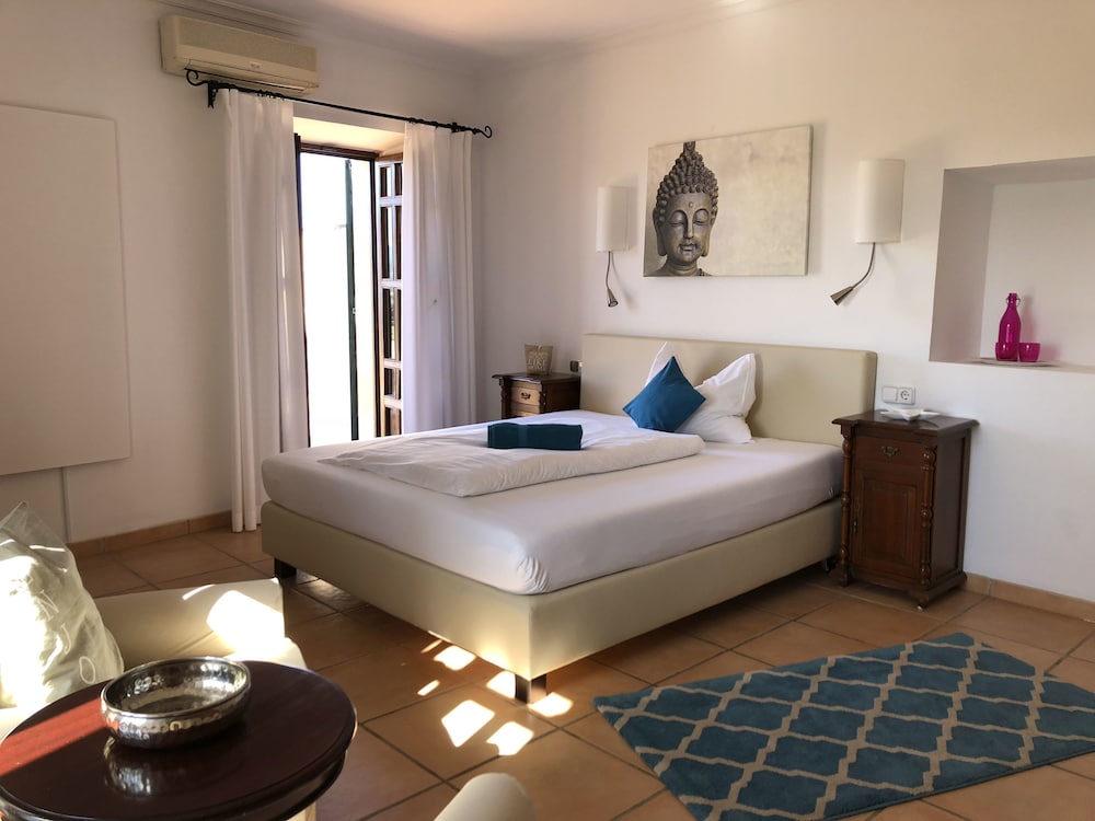 Hotel Rural Son Manera 16/65