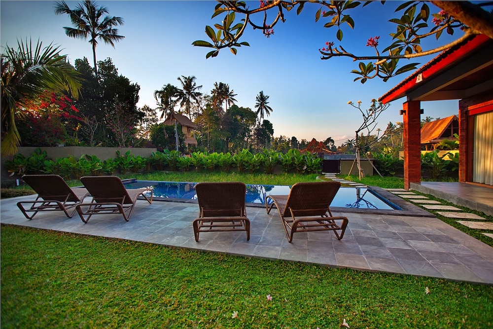 UBUD HEAVEN SAYAN 12/73