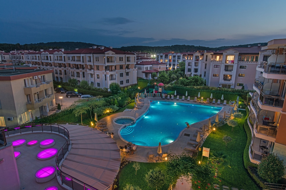 Miramar Hotel 46/50
