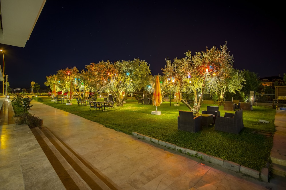 Hotel Zeytin Bahcesi 45/50