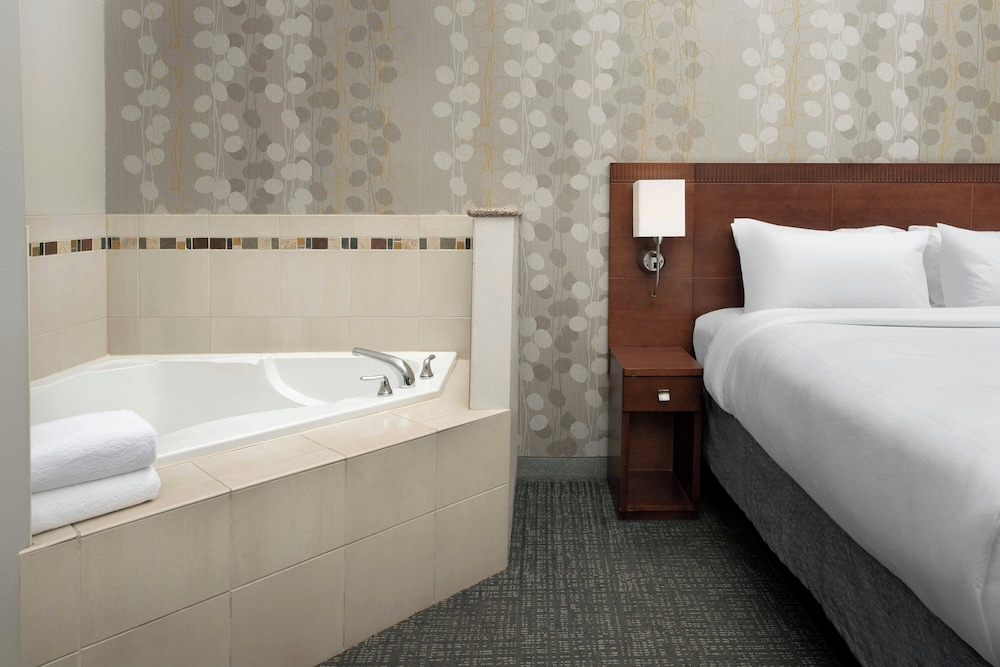 Courtyard By Marriott Chico 65/66