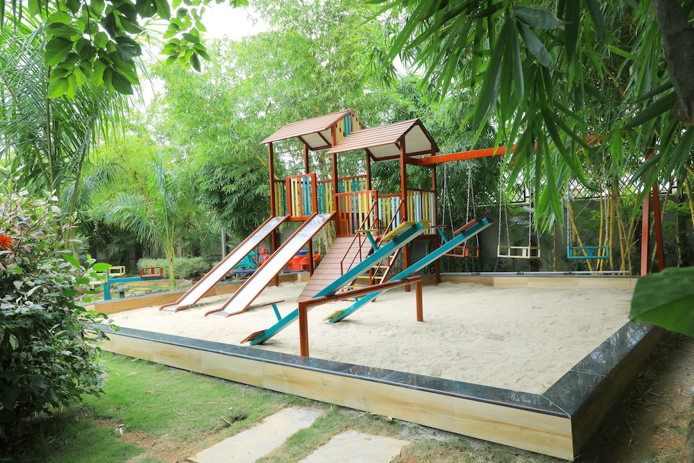 JalMahal Resort &amp; Spa 47/72