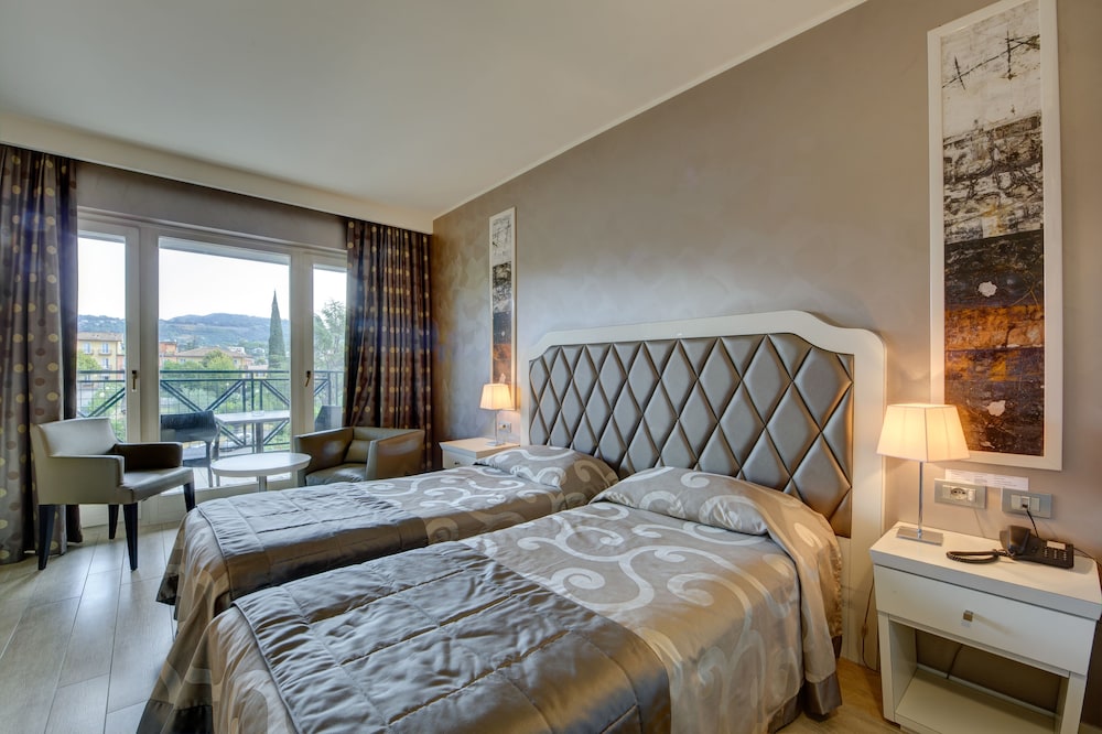 Parc Hotel Gritti 24/77
