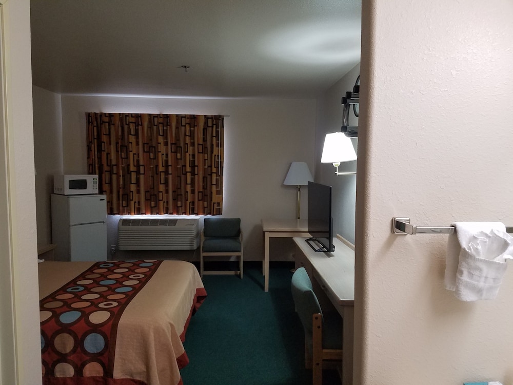 Simple Rewards Inn 10/22