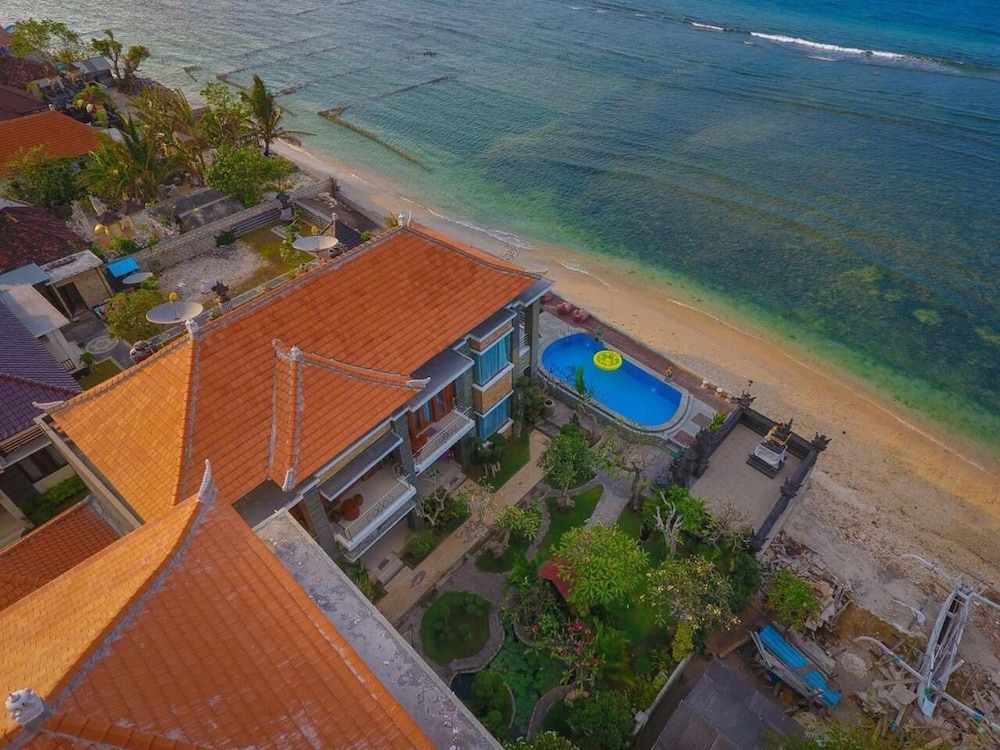 Green Beach Inn 19/22
