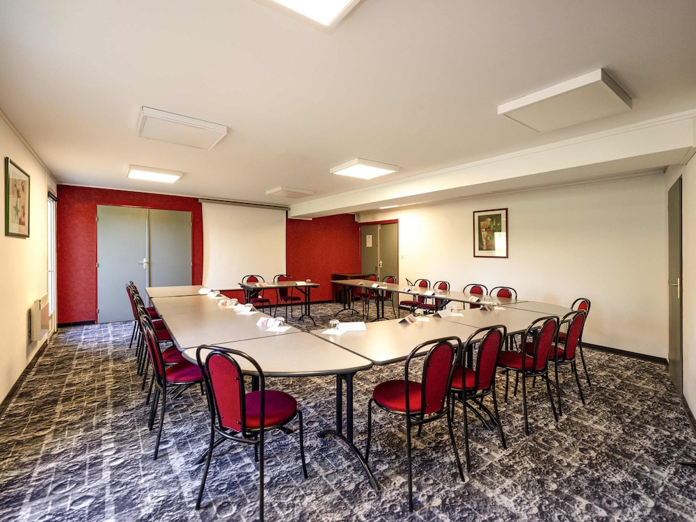 Ibis Autun 34/45