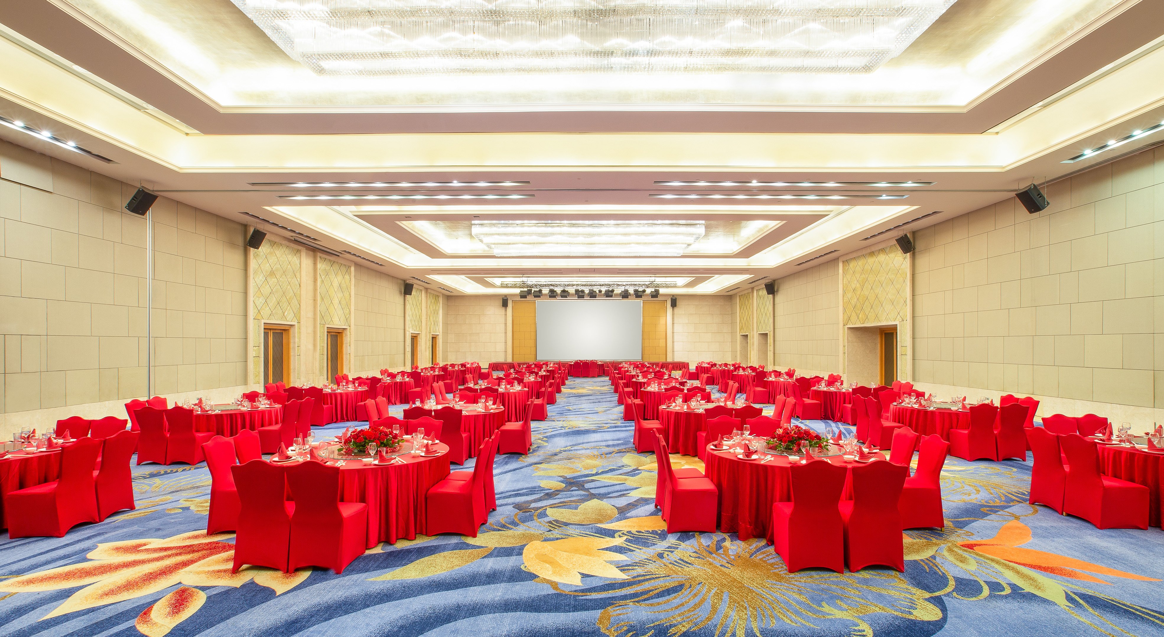 Crowne Plaza Shenzhen Longgang City Centre 32/50