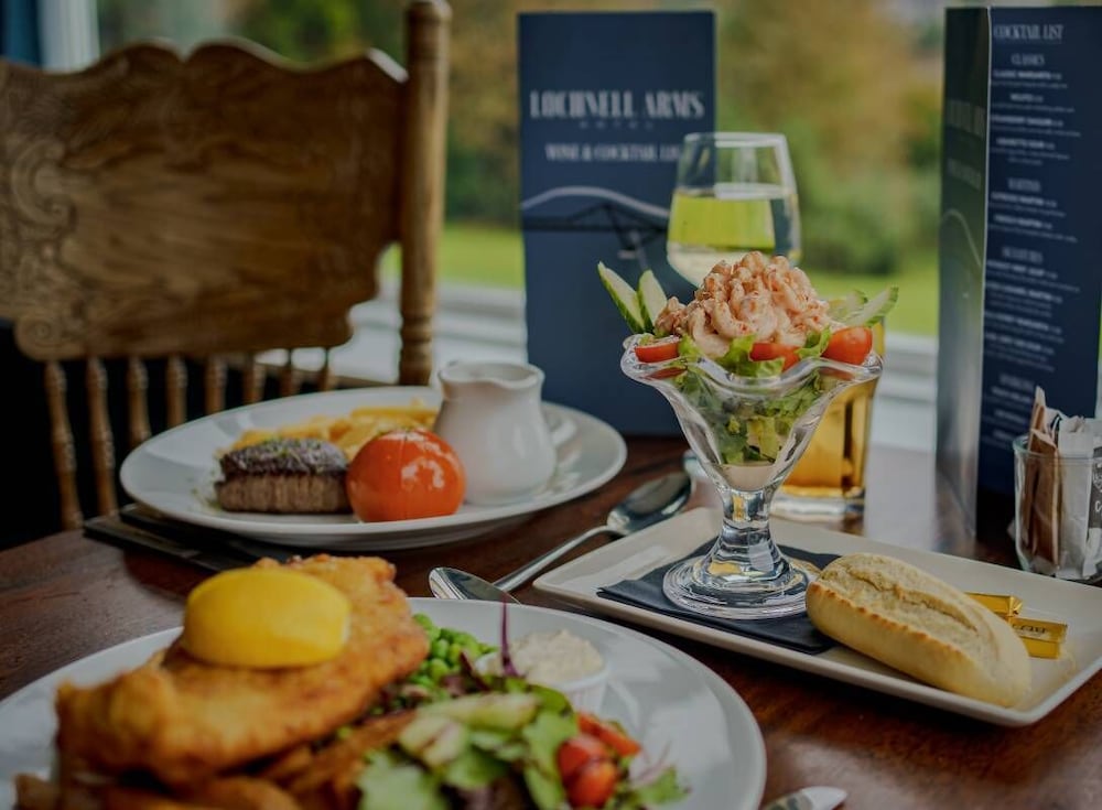 Lochnell Arms Hotel 24/35