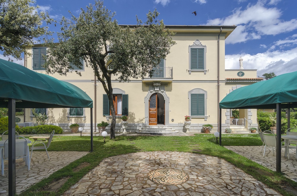Hotel Verdemare 46/52