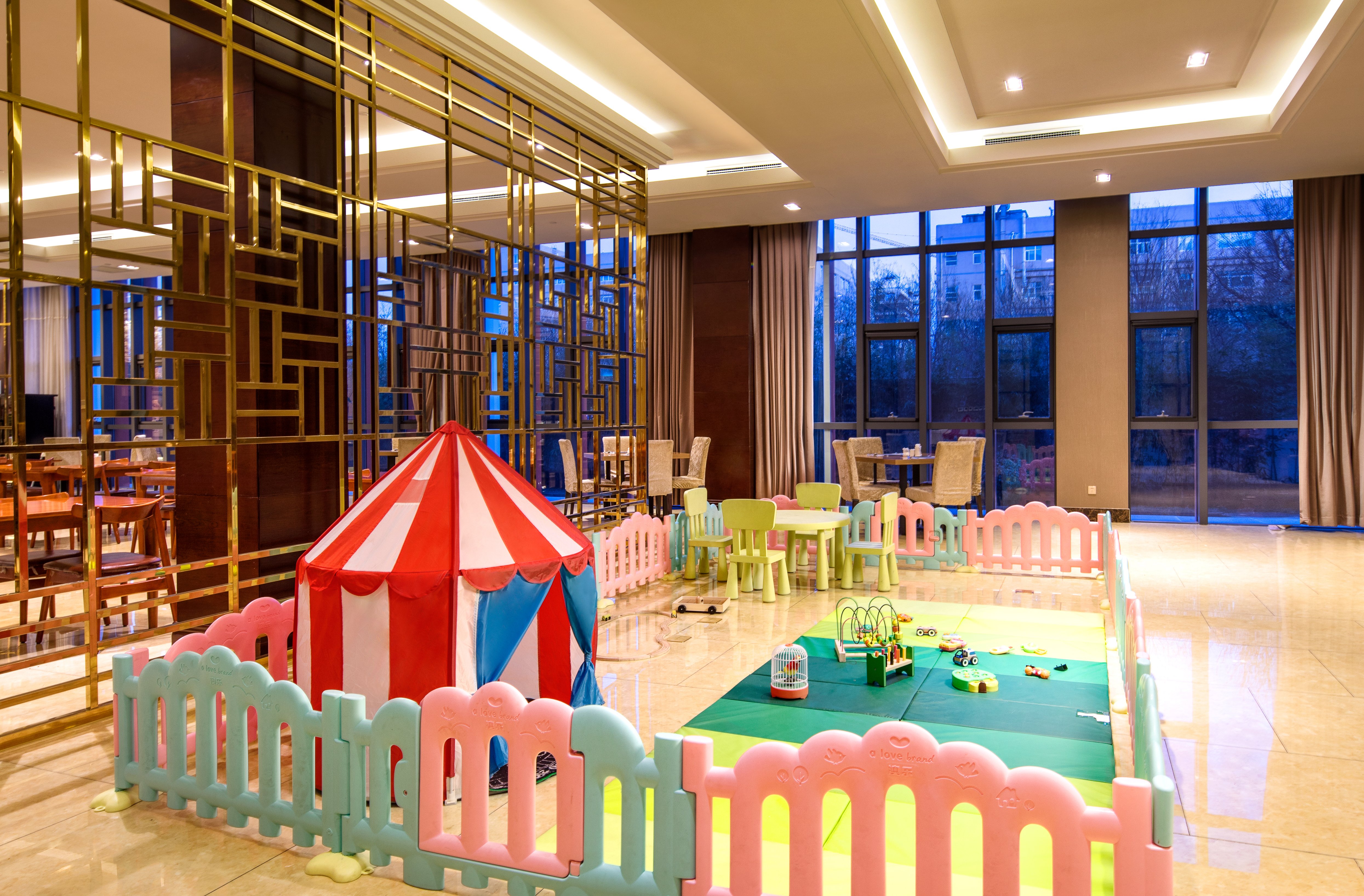 HOLIDAY INN BEIJING AIRPORT ZONE 46/50
