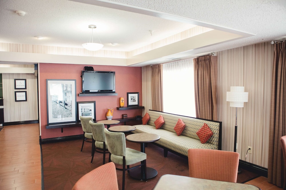 Hampton Inn Bloomington West 30/45