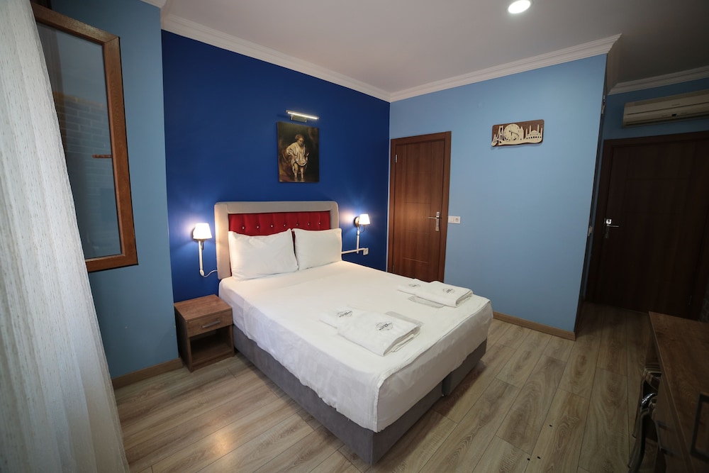 TAKSIM PARK SUITES 7/54