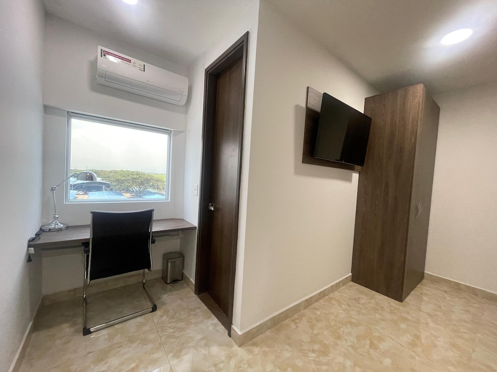 Hotel Royal Elim Internacional 40/50
