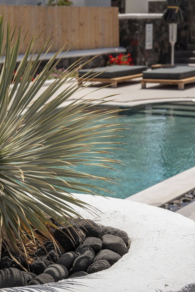 Amor Hideaway Villas by Mr and Mrs White 33/46