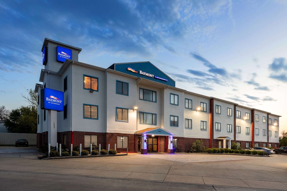 Baymont by Wyndham Houston Brookhollow 5/80