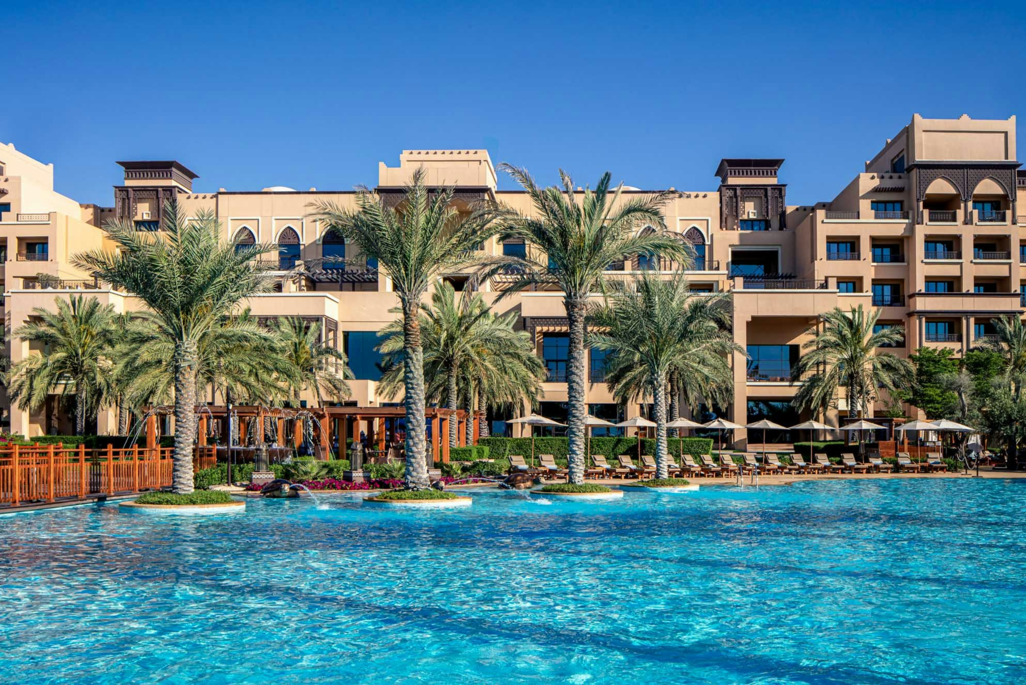 Saadiyat Rotana Resort & Villas 42/53