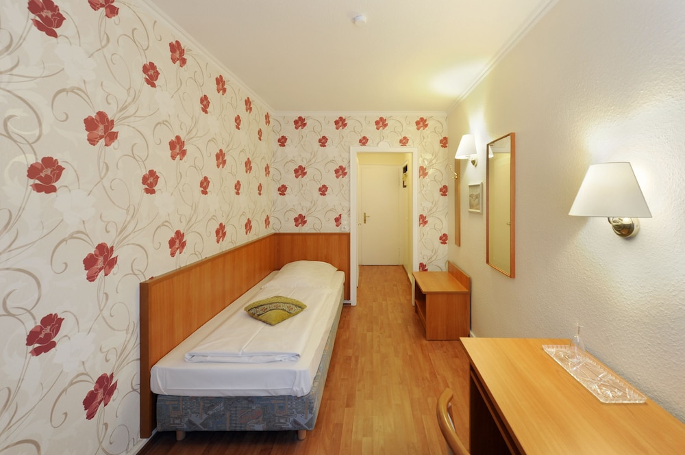 Fair Hotel Villa Diana Westend 31/65