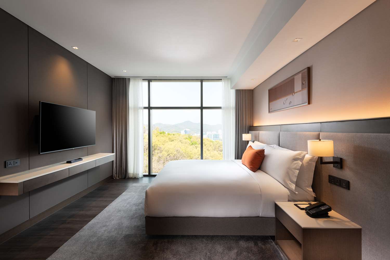 1 Bedroom, Deluxe, Suite, King Bed, Forest View
