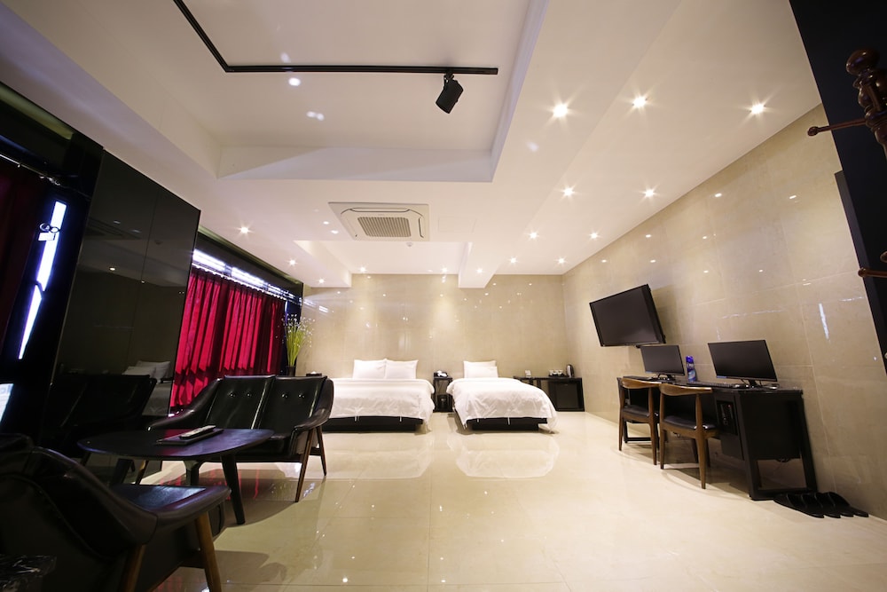 Hotel Almond Busan Station 32/47
