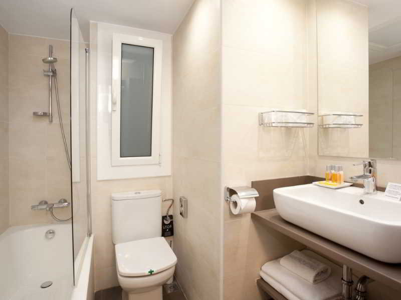 Silver Aparthotel 48/48