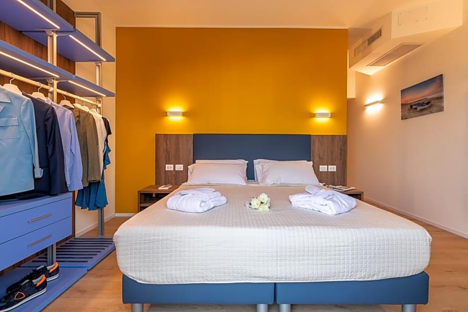 HOTEL MONDIAL 23/63