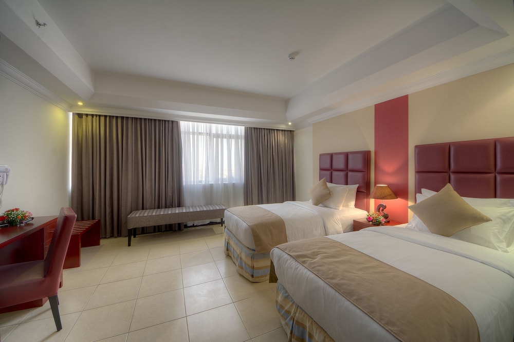 Ewan Ajman Suites Hotel 24/99