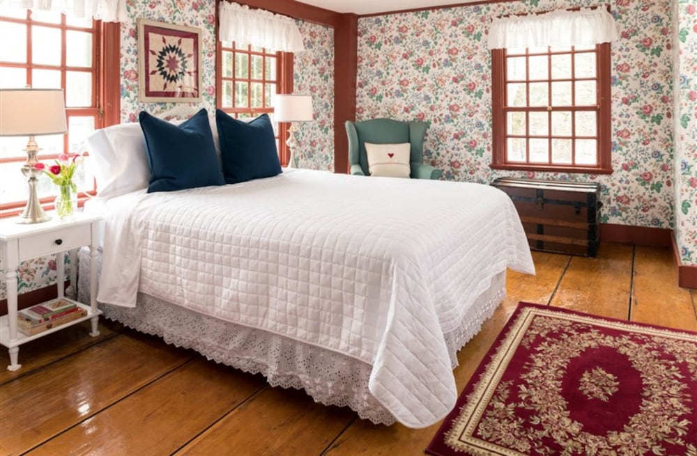 The Waldo Emerson Inn 10/40