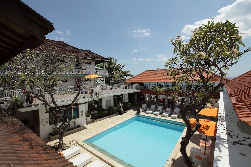 Villa Agung Beach Inn 60/65