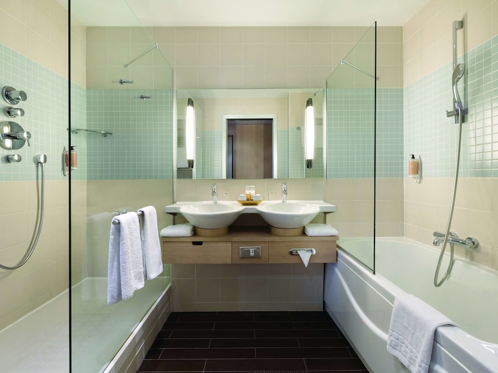 Hotel Mercure Chantilly Resort & Conventions 48/49