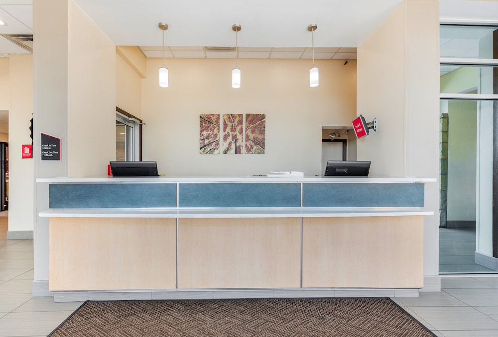Red Roof Inn Columbus - Grove City 11/44