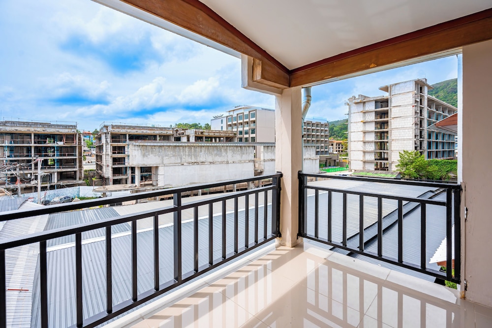 Outdoor Inn Kata Hotel 10/50