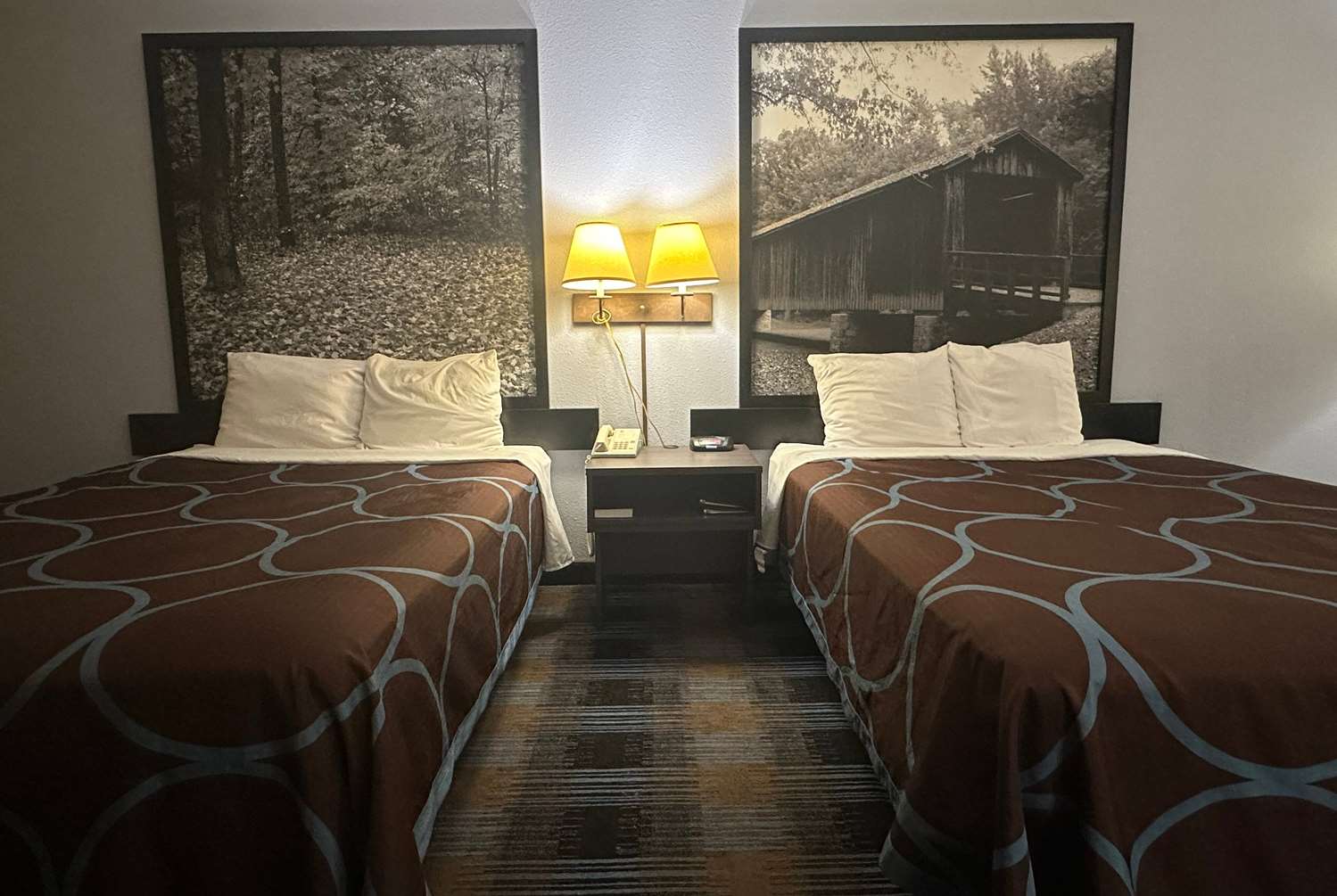 Super 8 by Wyndham Columbia East 3/10