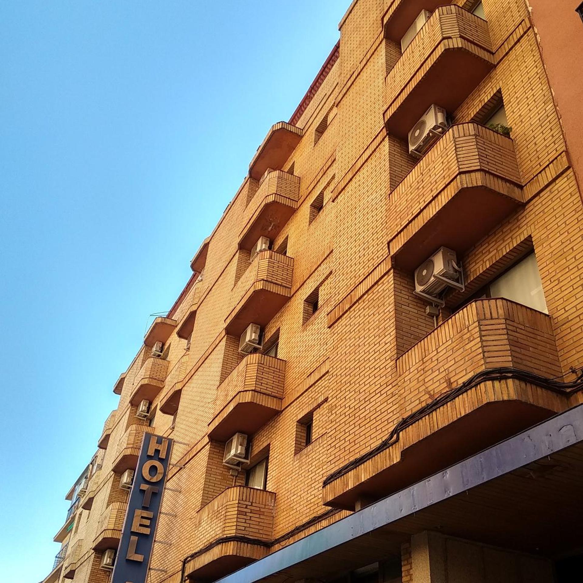 Hotel Nuevo Ara 2/49